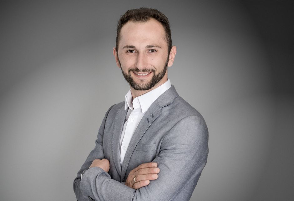 Businessfoto / Business Portrait / Bewerbungsfoto / Bewerbungsfotos Wien - München - Frankfurt - Hamburg - Köln - Berlin